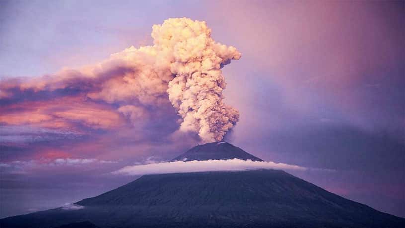 Mount Agung eruption decreased, Bali safe to visit